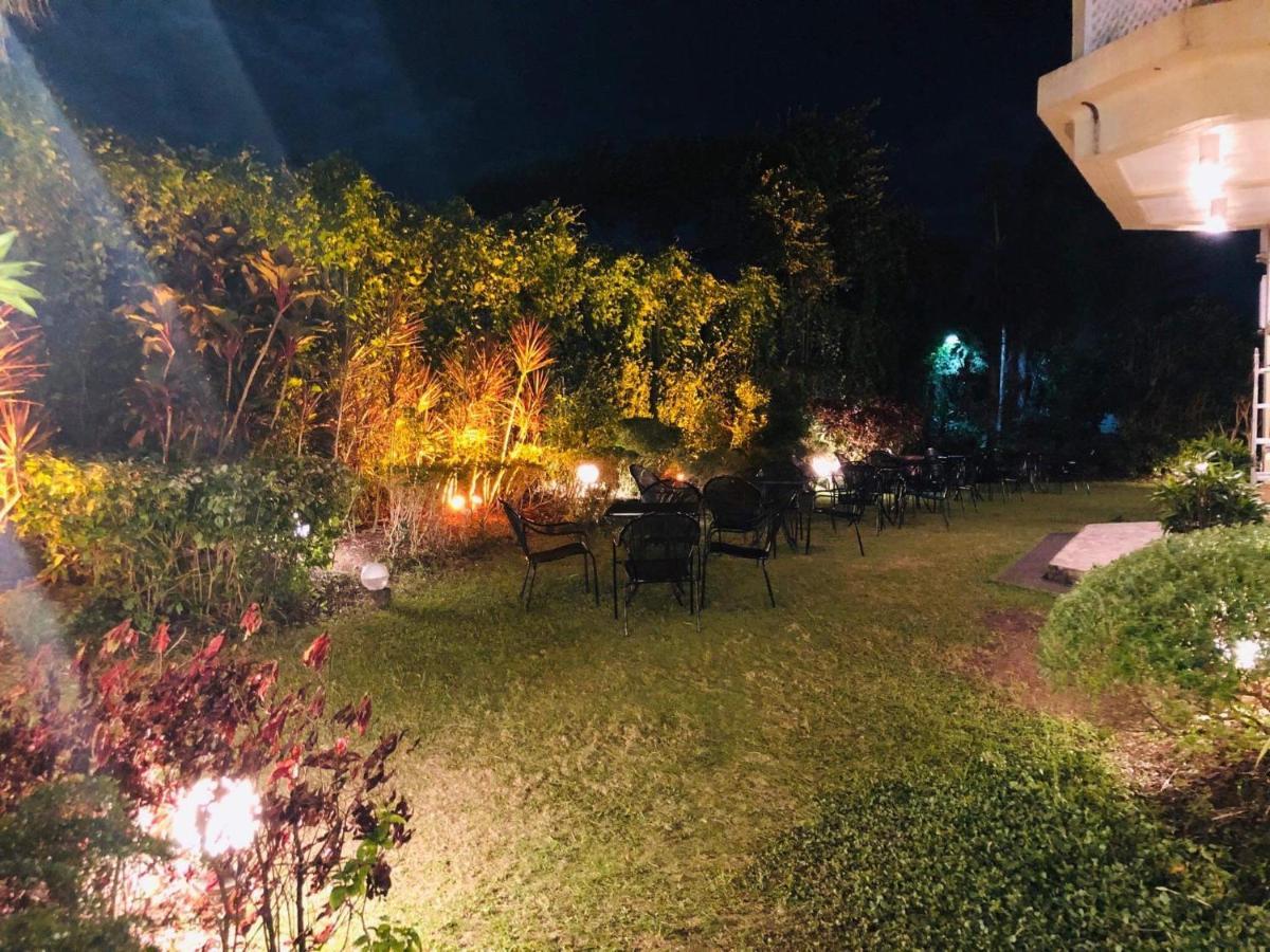 Citi Garden Suites Naga  Exterior foto